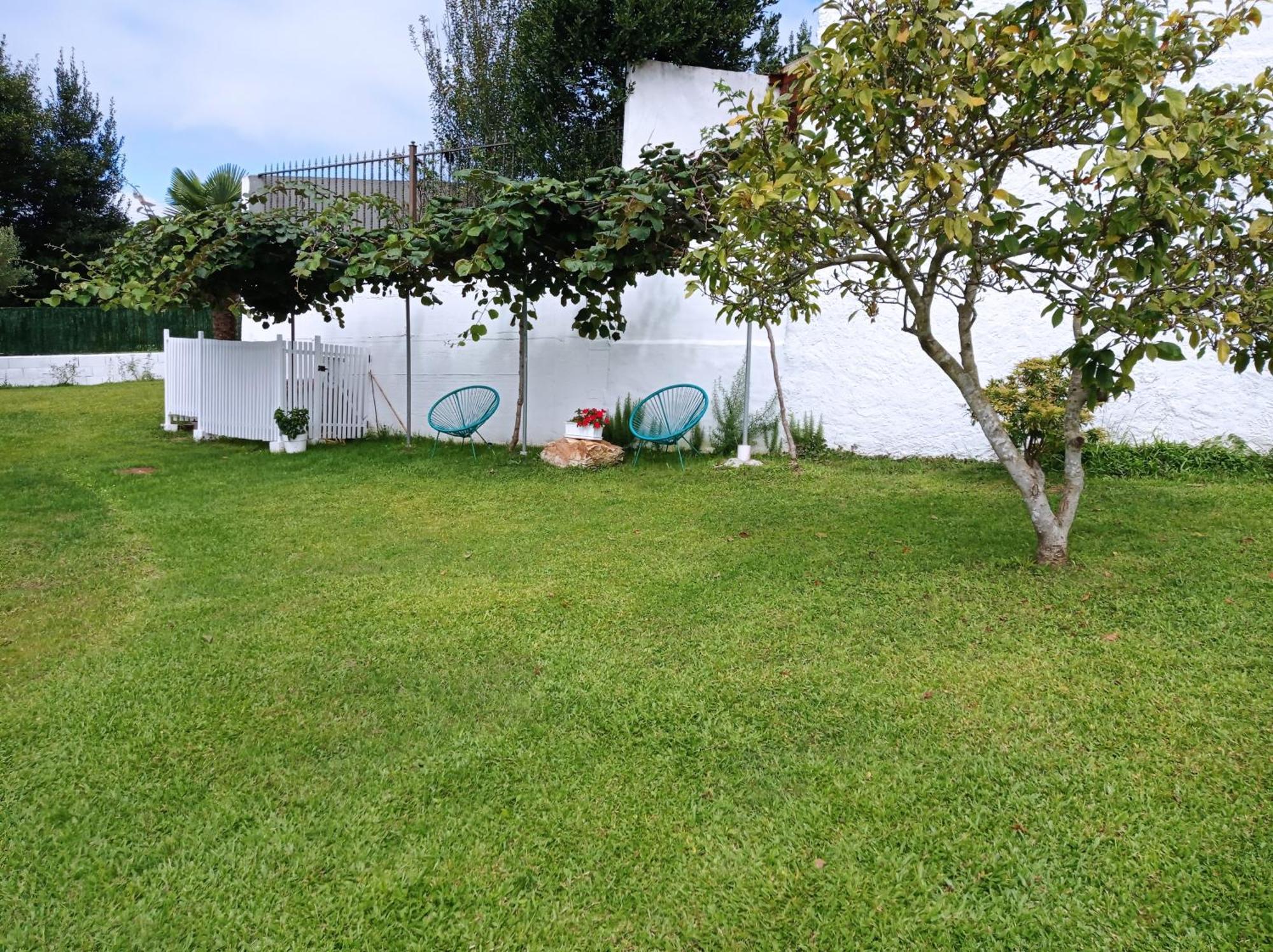 Casas Turisticas Lar Jardin - Parking Privado サンティアゴ・デ・コンポステーラ エクステリア 写真