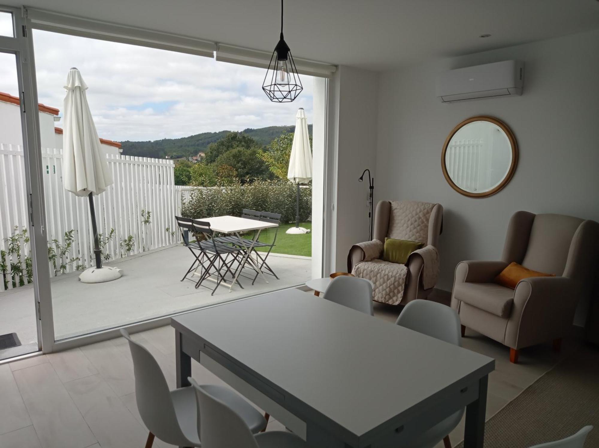 Casas Turisticas Lar Jardin - Parking Privado サンティアゴ・デ・コンポステーラ エクステリア 写真