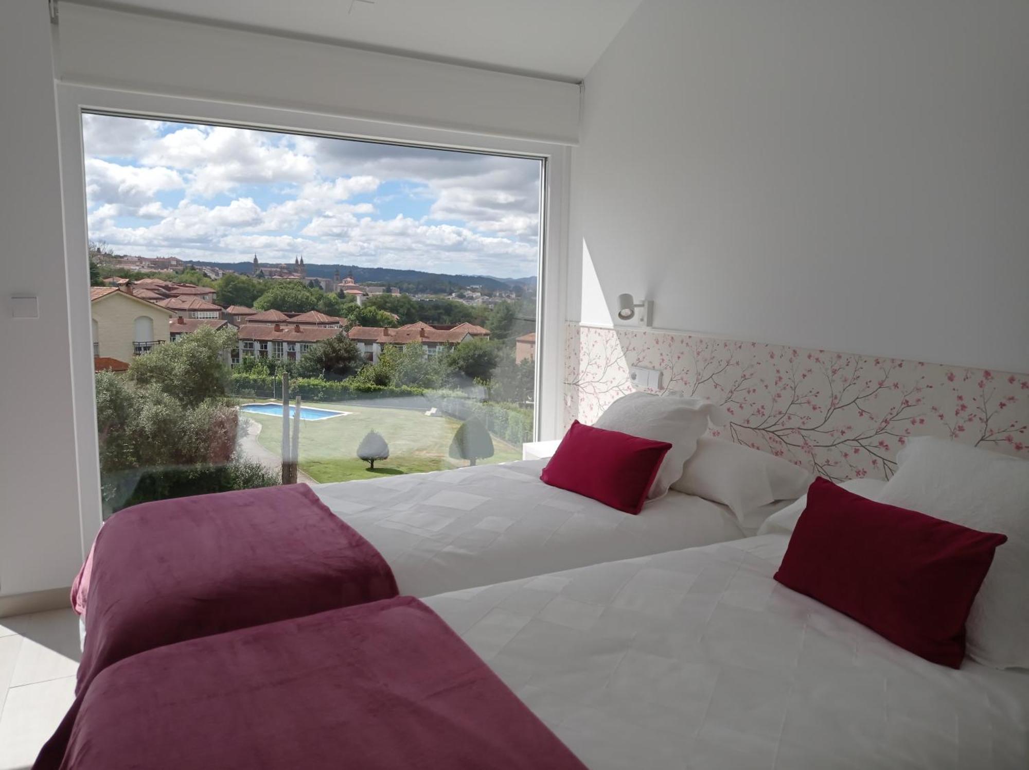 Casas Turisticas Lar Jardin - Parking Privado サンティアゴ・デ・コンポステーラ エクステリア 写真