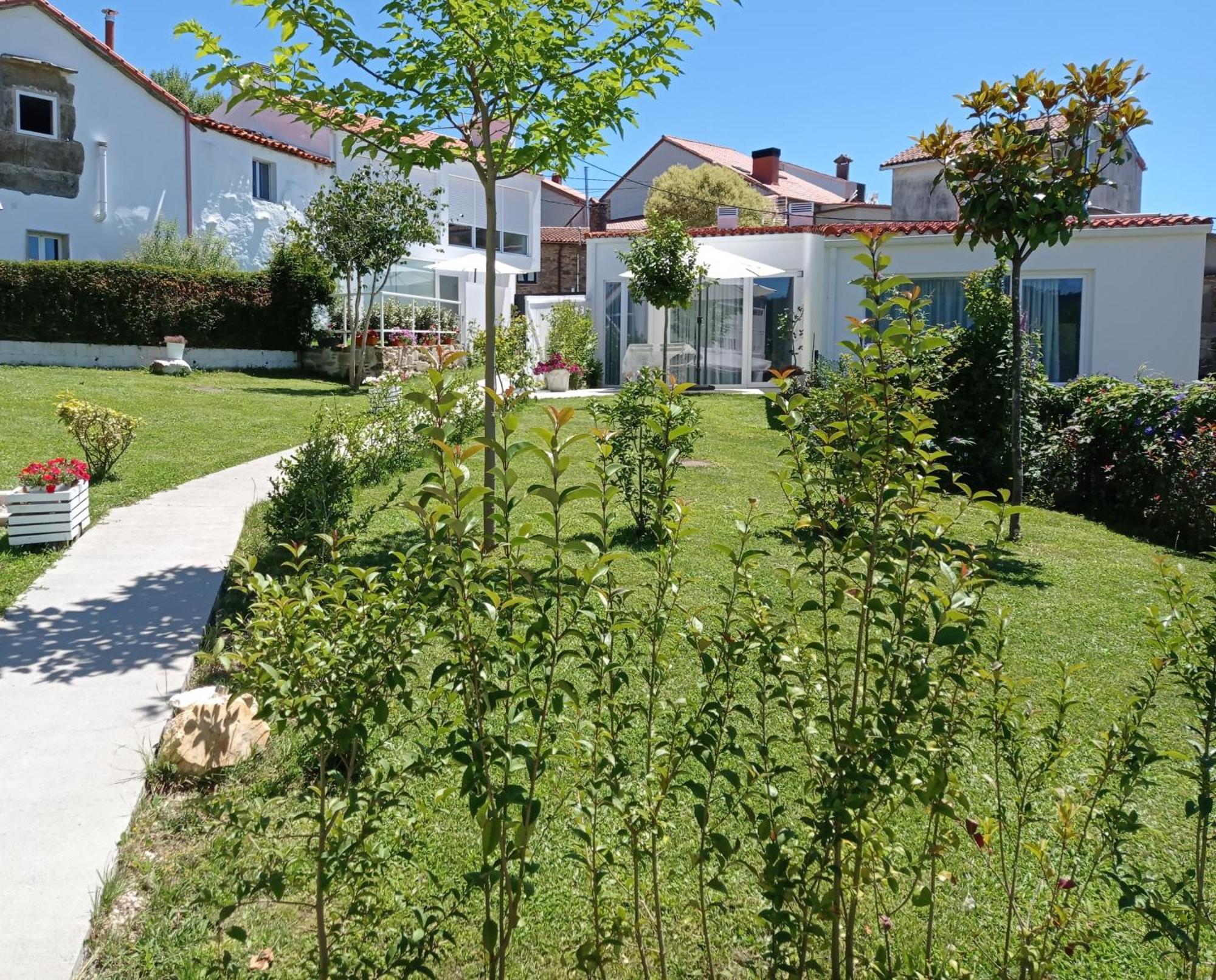 Casas Turisticas Lar Jardin - Parking Privado サンティアゴ・デ・コンポステーラ エクステリア 写真