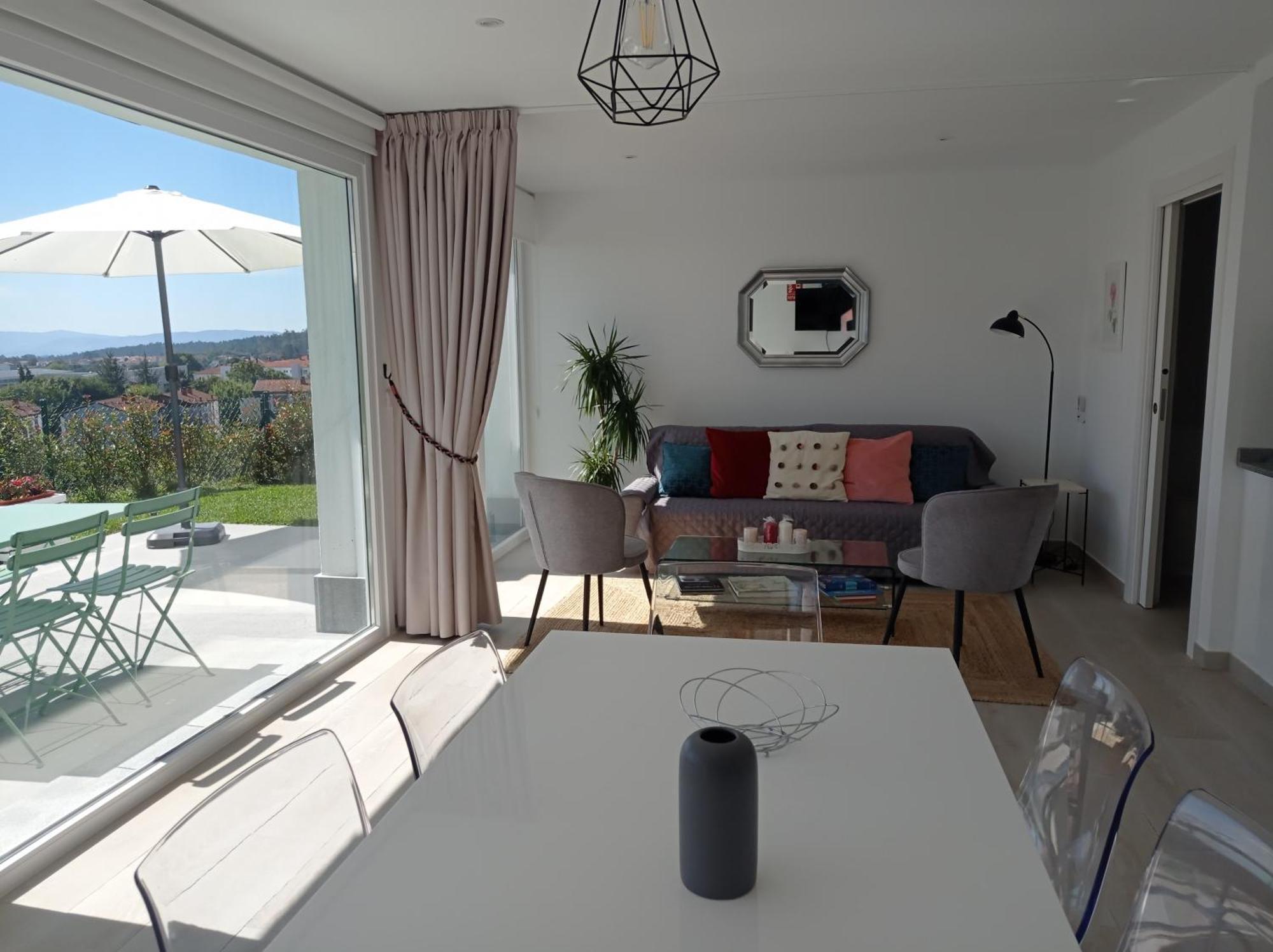Casas Turisticas Lar Jardin - Parking Privado サンティアゴ・デ・コンポステーラ エクステリア 写真