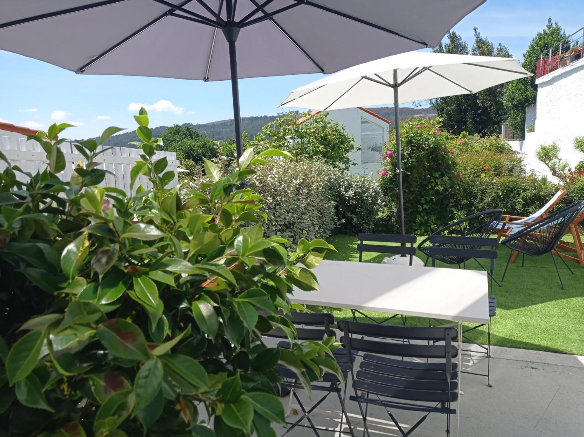 Casas Turisticas Lar Jardin - Parking Privado サンティアゴ・デ・コンポステーラ エクステリア 写真